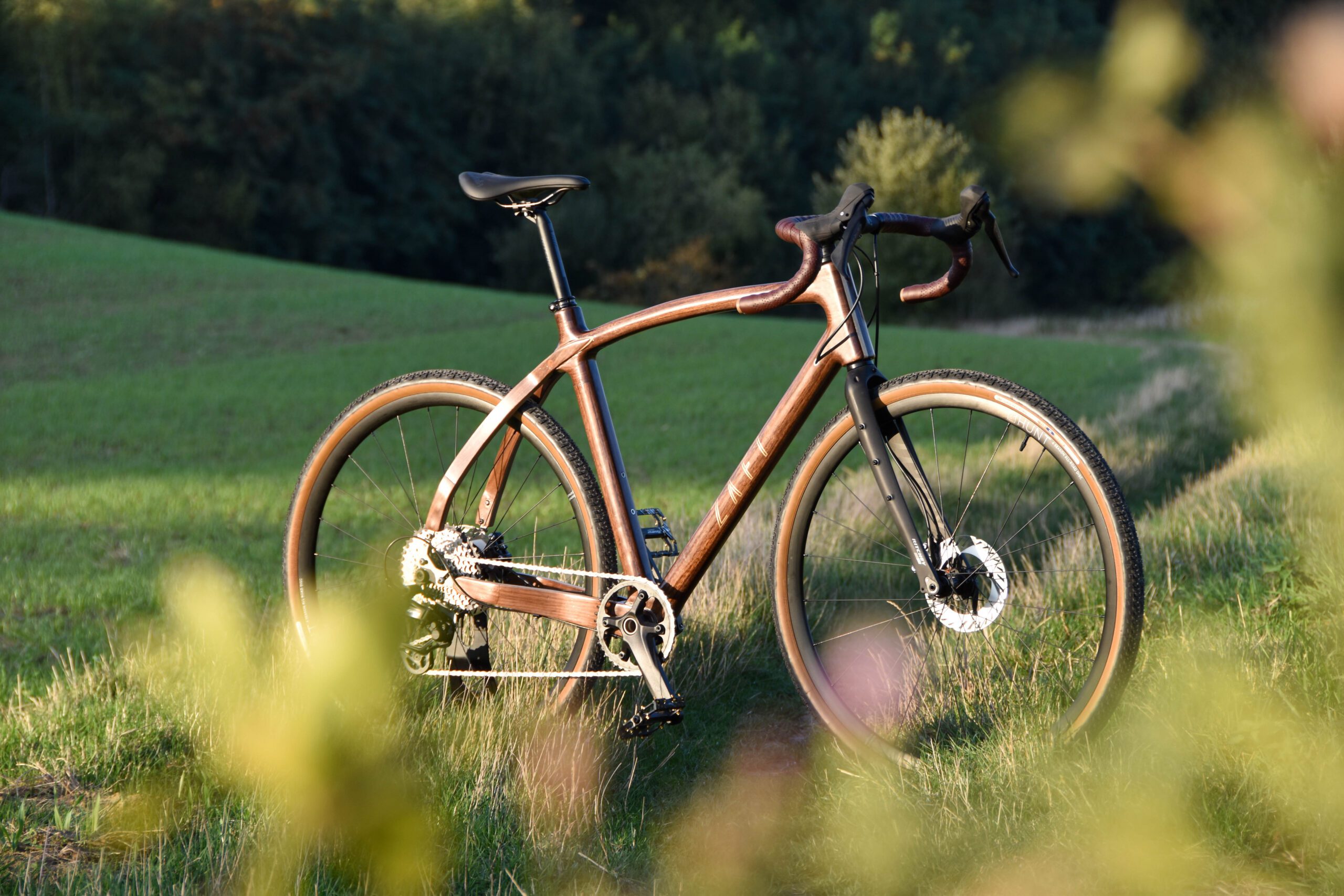 Fleetwood Press Kit im Einsatz bei Zafi Cycles für Fahrradrahmen aus Holz